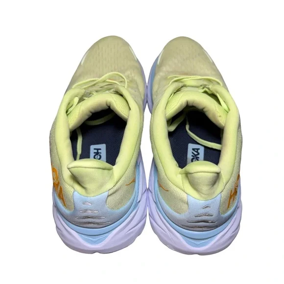 Men’s Hoka Clifton 8 Lime and Blue Athletic Shoes size 9.5 D